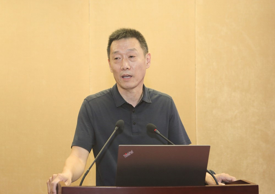 1661753485349219.jpg 郭长城1.jpg